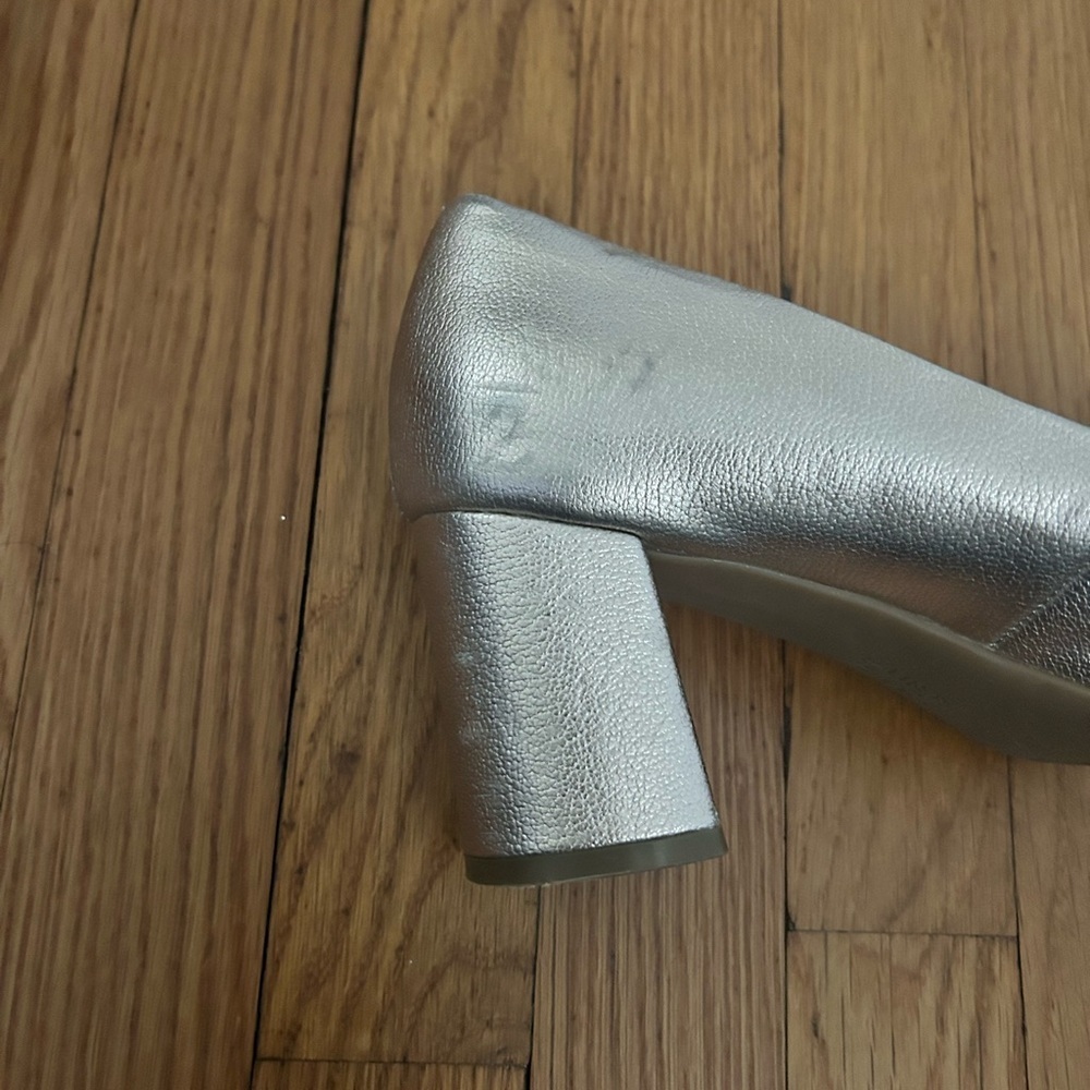 Naturalizer Heels Size 11 - Picture 7 of 14